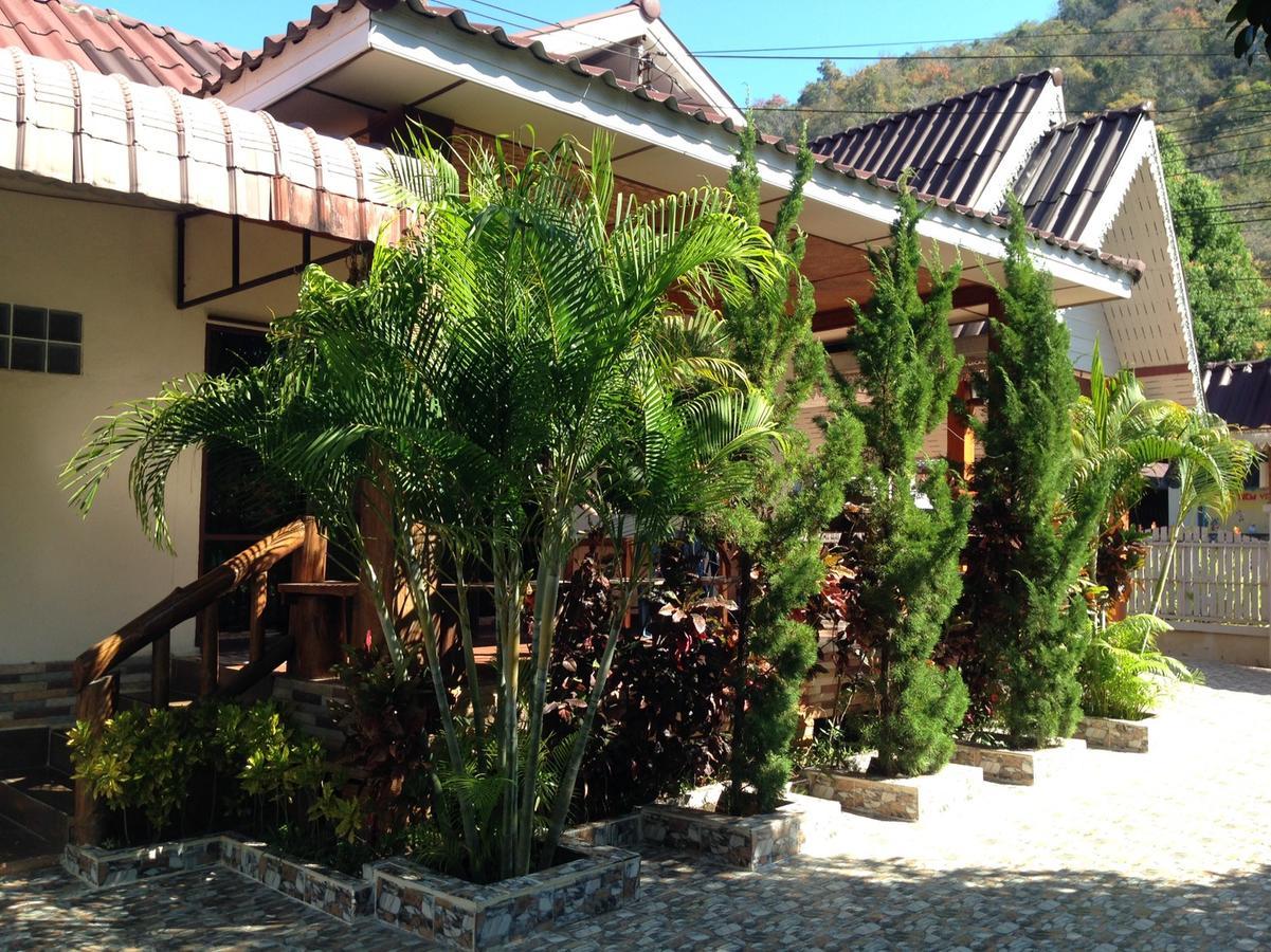 Pimpa House Hotell Ban Hua Nam Mae Sakut Exteriör bild