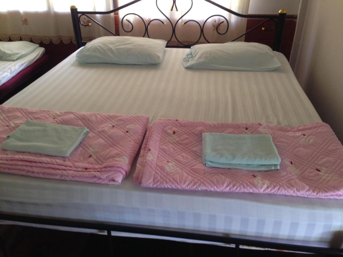 Pimpa House Hotell Ban Hua Nam Mae Sakut Exteriör bild